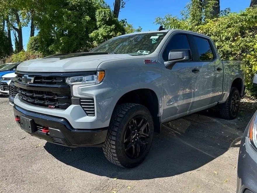 2024 Chevrolet Silverado 1500 LT Trail Boss photo 1