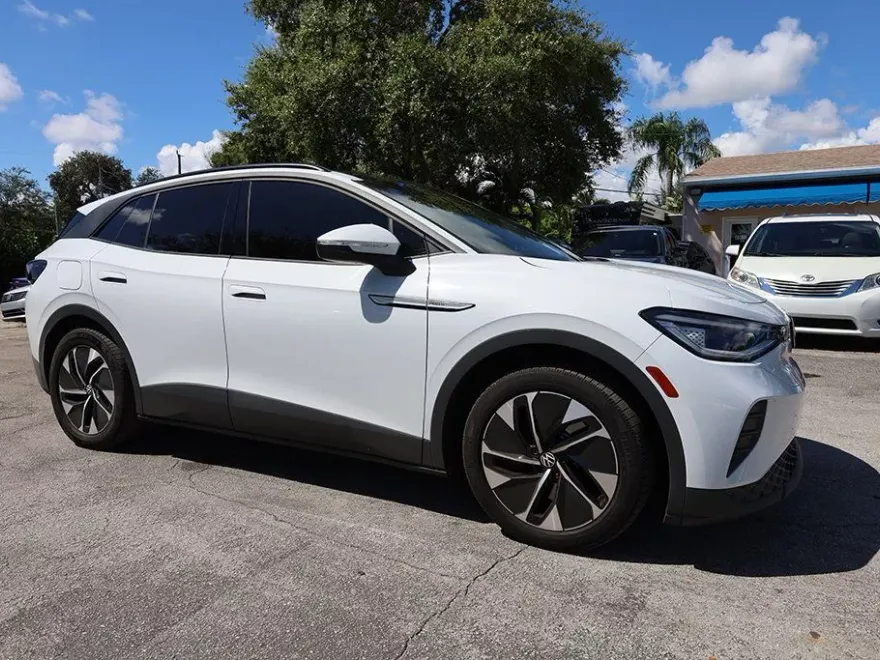2021 Volkswagen ID.4 Pro S photo 1
