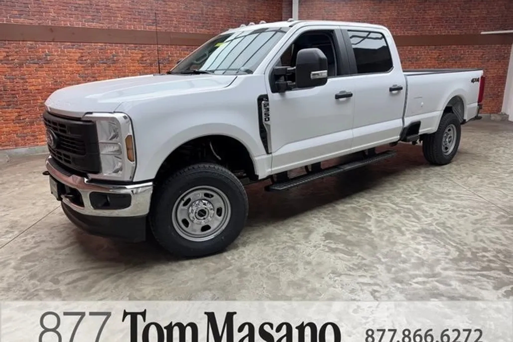 2025 Ford F-350 XL photo 1