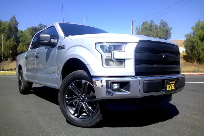 2016 Ford F-150 XLT photo 1