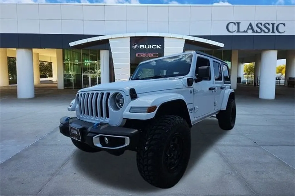 2023 Jeep Wrangler 4xe Sahara photo 1