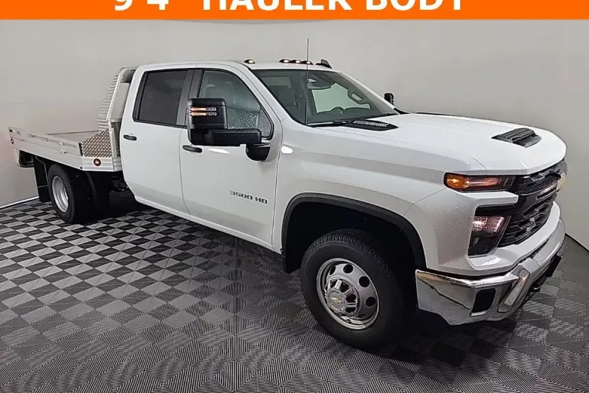 2025 Chevrolet Silverado 3500HD Work Truck photo 1