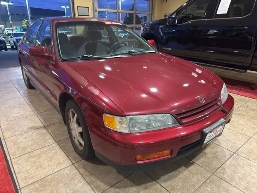 1994 Honda Accord EX photo 1