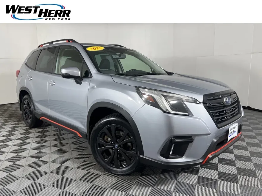 2023 Subaru Forester Sport photo 1