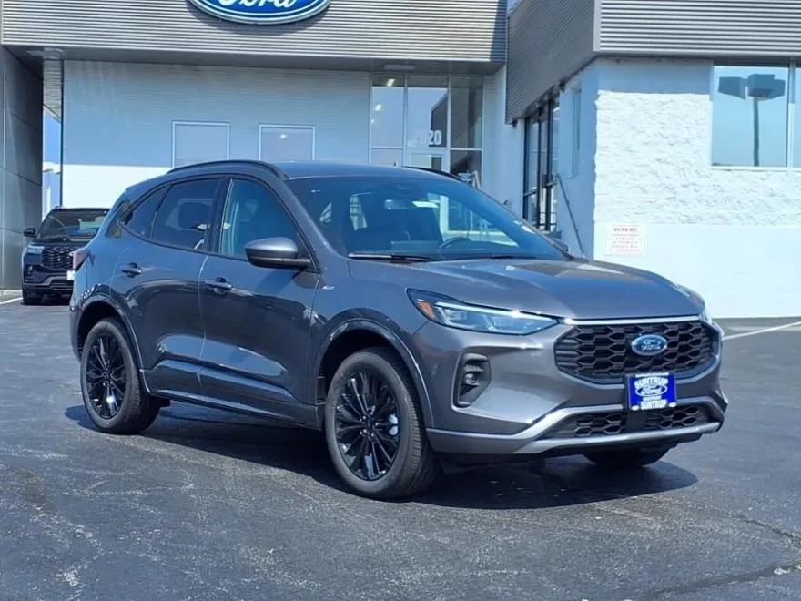2025 Ford Escape ST-Line Elite photo 1