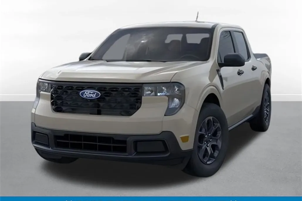 2025 Ford Maverick XLT photo 1