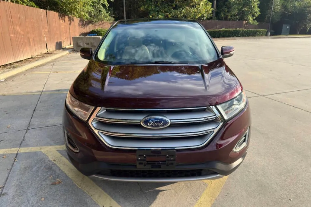 2017 Ford Edge SEL photo 1