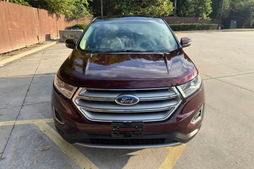 2017 Ford Edge SEL photo 1