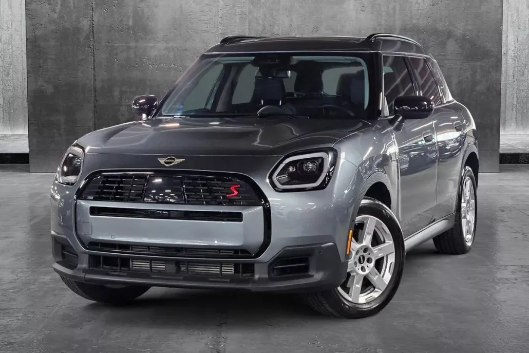 2025 Mini Countryman S photo 1