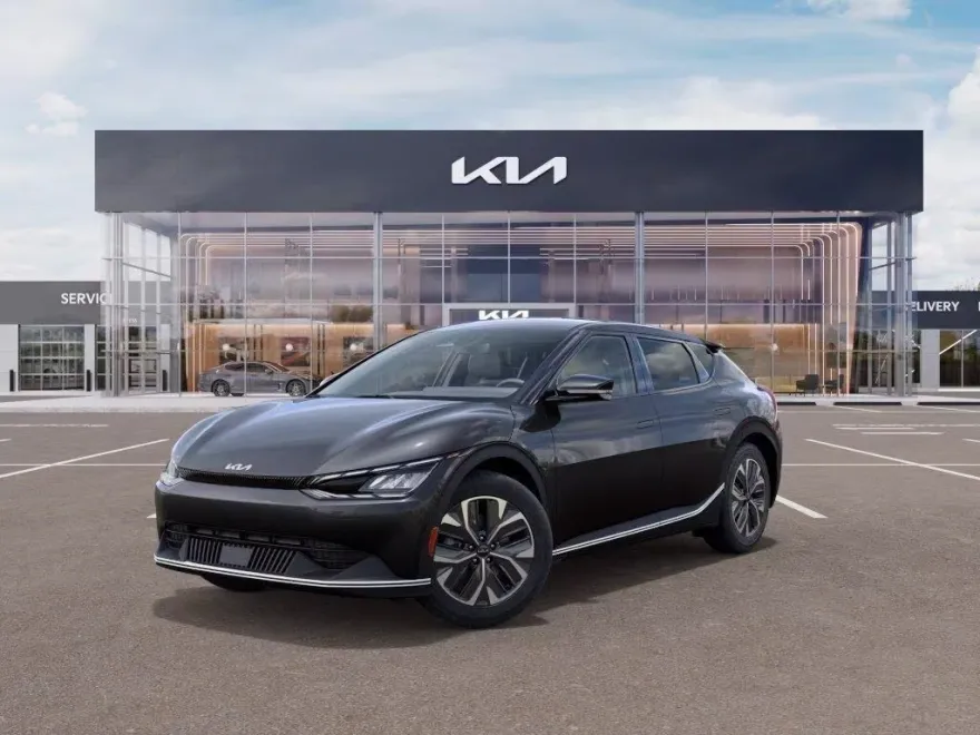 2024 Kia EV6 Light photo 1
