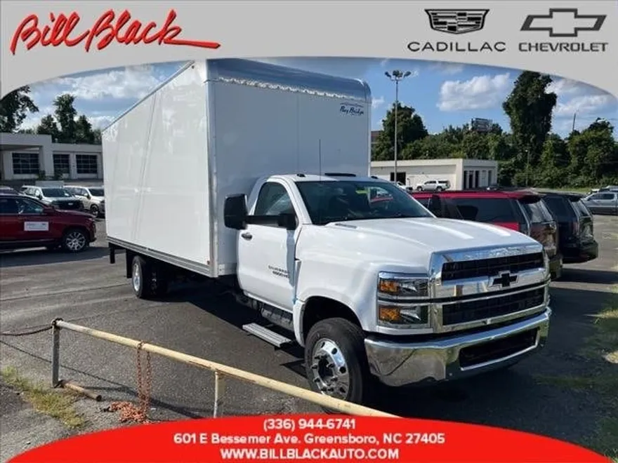 2024 Chevrolet Silverado 6500HD Work Truck photo 1