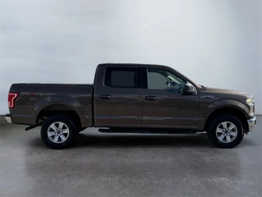 2015 Ford F-150 XLT photo 1