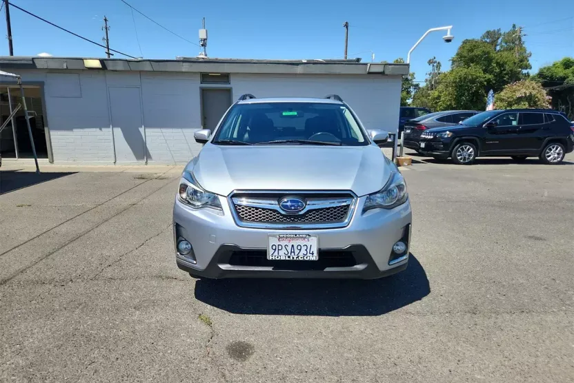 2016 Subaru Crosstrek Hybrid Touring photo 1