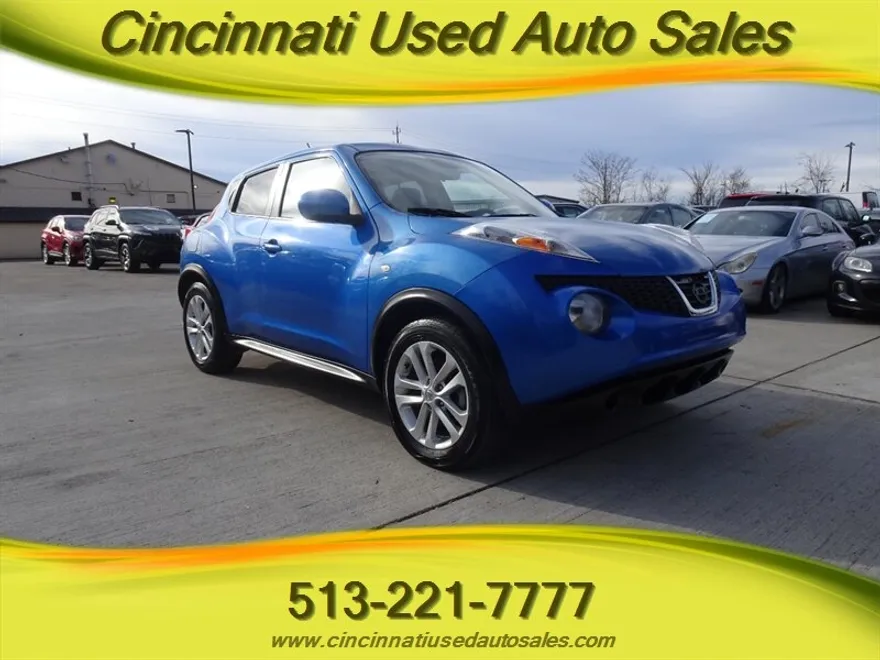 2011 Nissan Juke SL photo 1