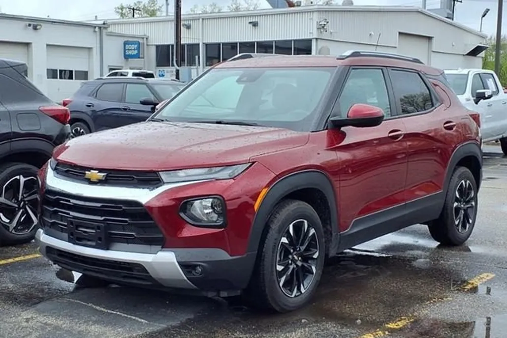 2022 Chevrolet Trailblazer LT photo 1