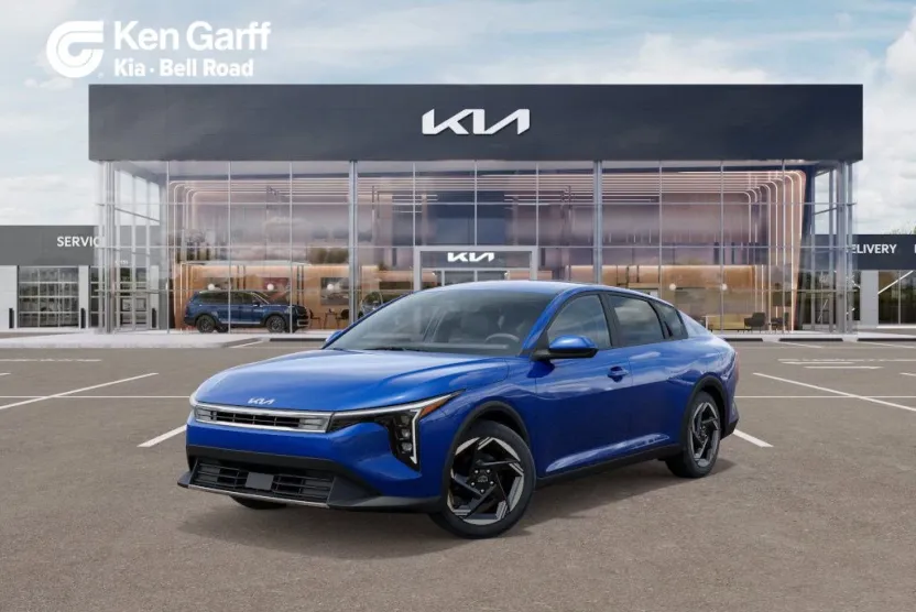 2025 Kia K4 EX photo 1