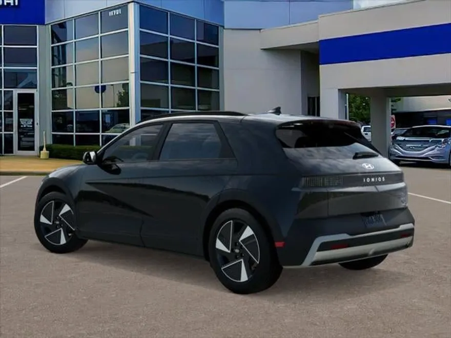 2025 Hyundai Ioniq 5 SEL photo 1