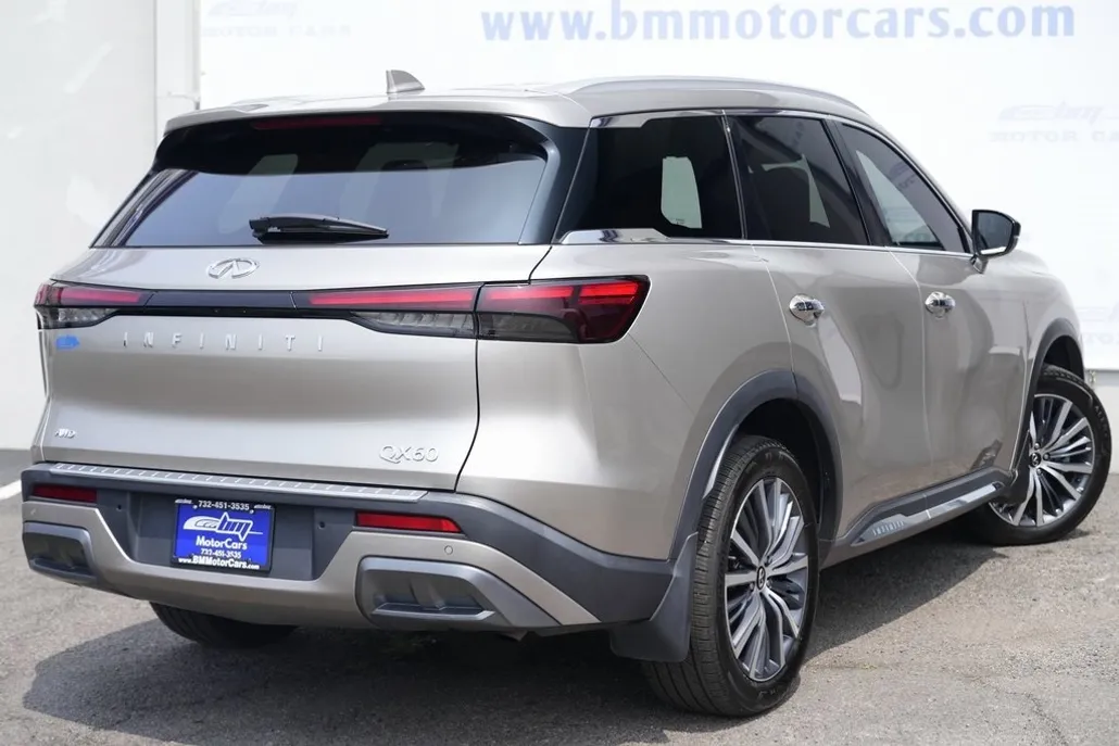 2023 Infiniti QX60 Sensory photo 1