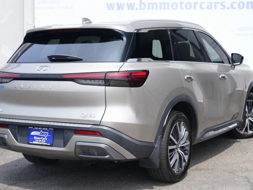 2023 Infiniti QX60 Sensory photo 1