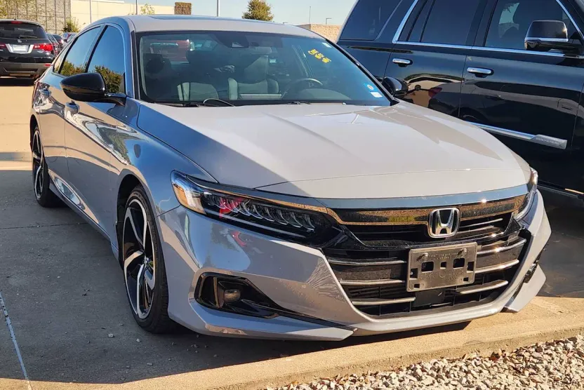 2022 Honda Accord Sport 2.0T photo 1
