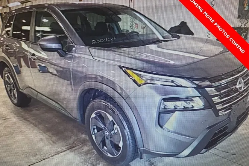 2024 Nissan Rogue SV photo 1