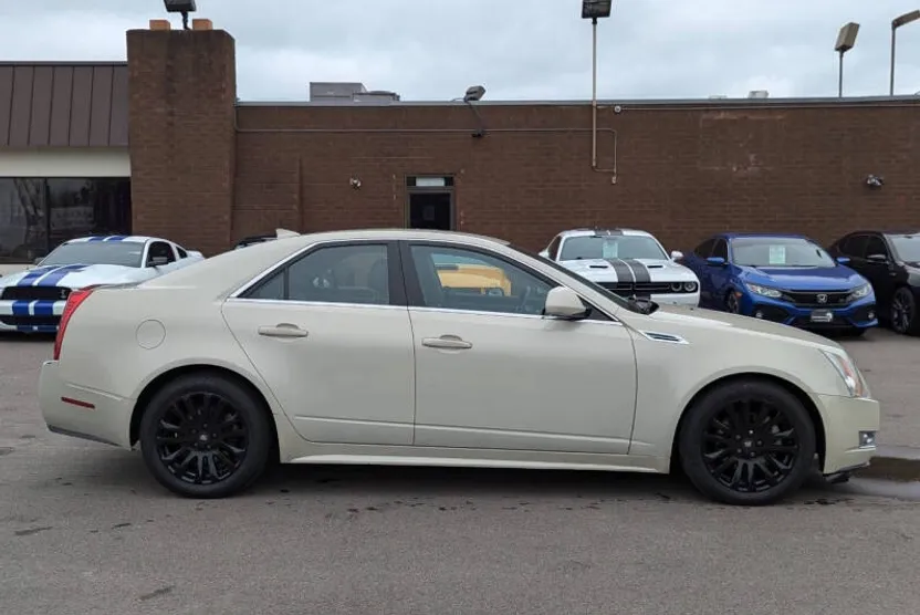 2010 Cadillac CTS Performance photo 1