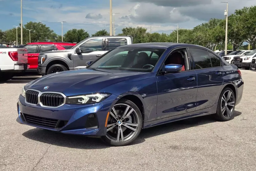 2023 Bmw 330i Sedan photo 1
