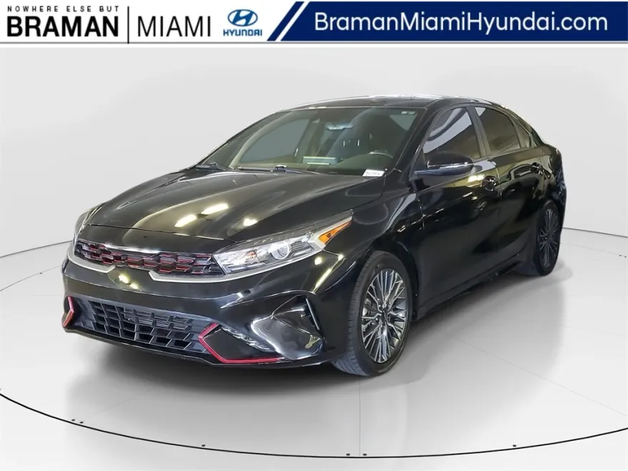 2023 Kia Forte GT-Line photo 1
