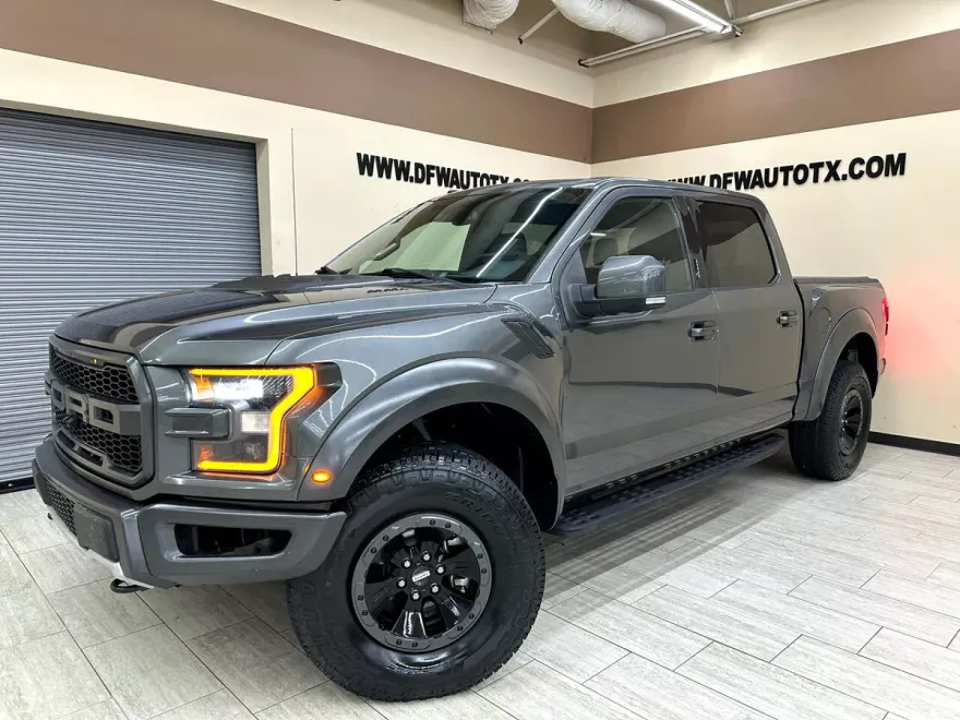 2018 Ford F-150 Raptor photo 1