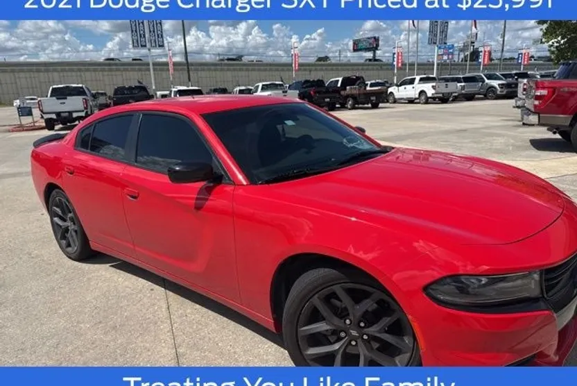 2021 Dodge Charger SXT photo 1