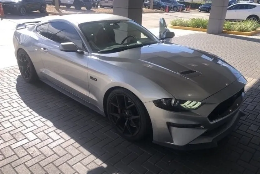 2020 Ford Mustang GT Premium photo 1