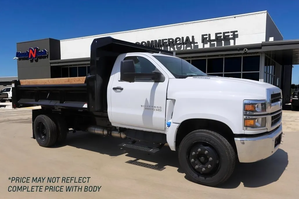 2024 Chevrolet Silverado 5500HD Work Truck photo 1