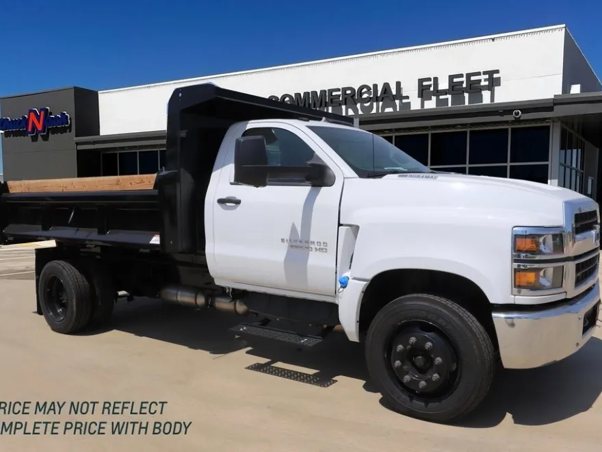 2024 Chevrolet Silverado 5500HD Work Truck photo 1