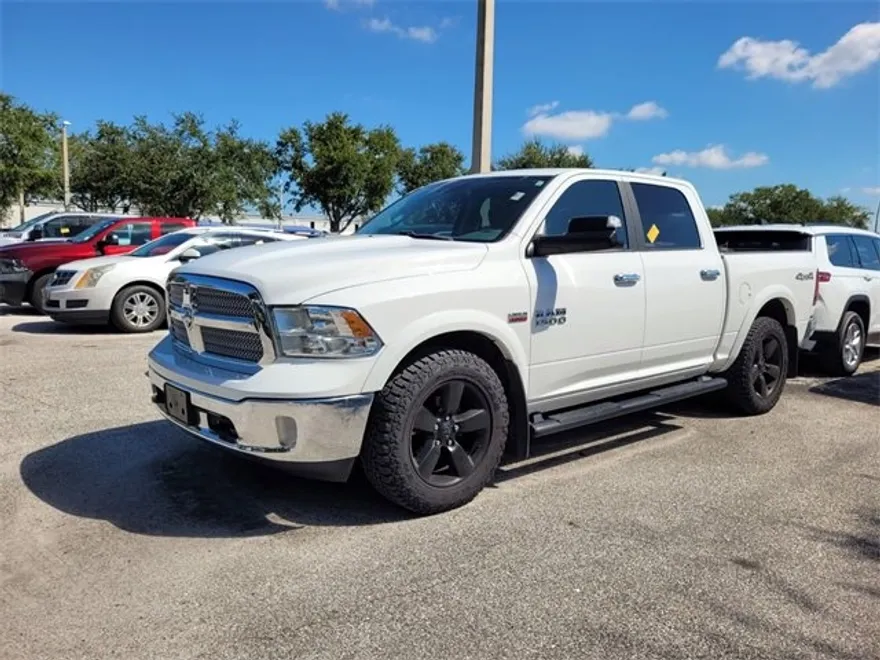2018 Ram 1500 SLT photo 1