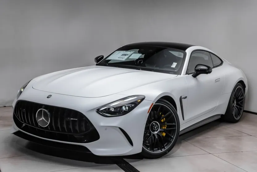 2025 Mercedes Benz AMG GT 63 photo 1