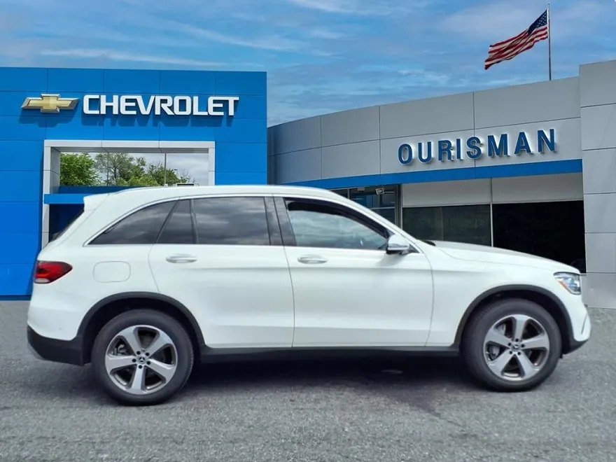 2022 Mercedes Benz GLC 300 4MATIC photo 1