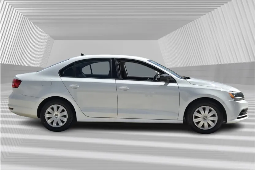 2015 Volkswagen Jetta 2.0 S photo 1