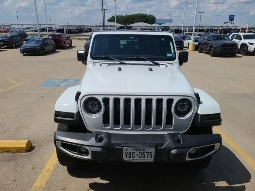 2023 Jeep Wrangler Sahara photo 1