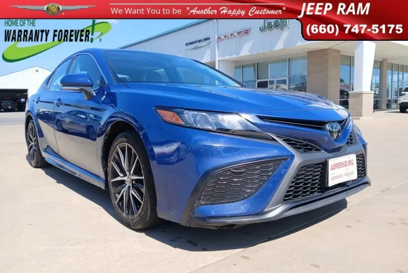 2023 Toyota Camry SE photo 1