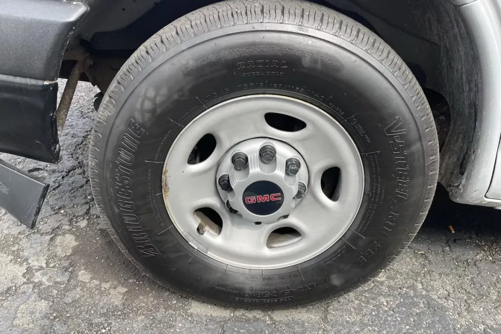 2018 Gmc Savana Cargo 2500 photo 1