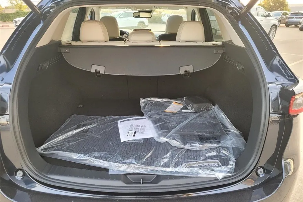 2025 Mazda CX-5 2.5 S Preferred photo 1