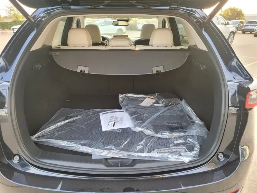 2025 Mazda CX-5 2.5 S Preferred photo 1