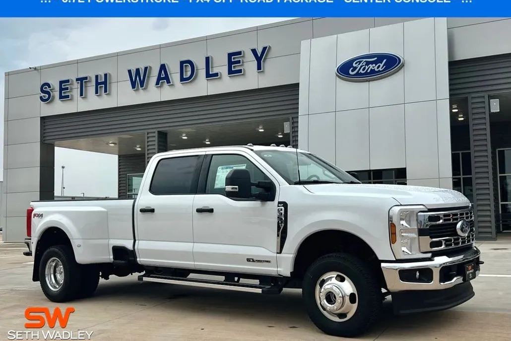 2026 Ford F-350 photo 1