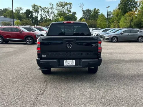 2026 Nissan Frontier SV photo 4