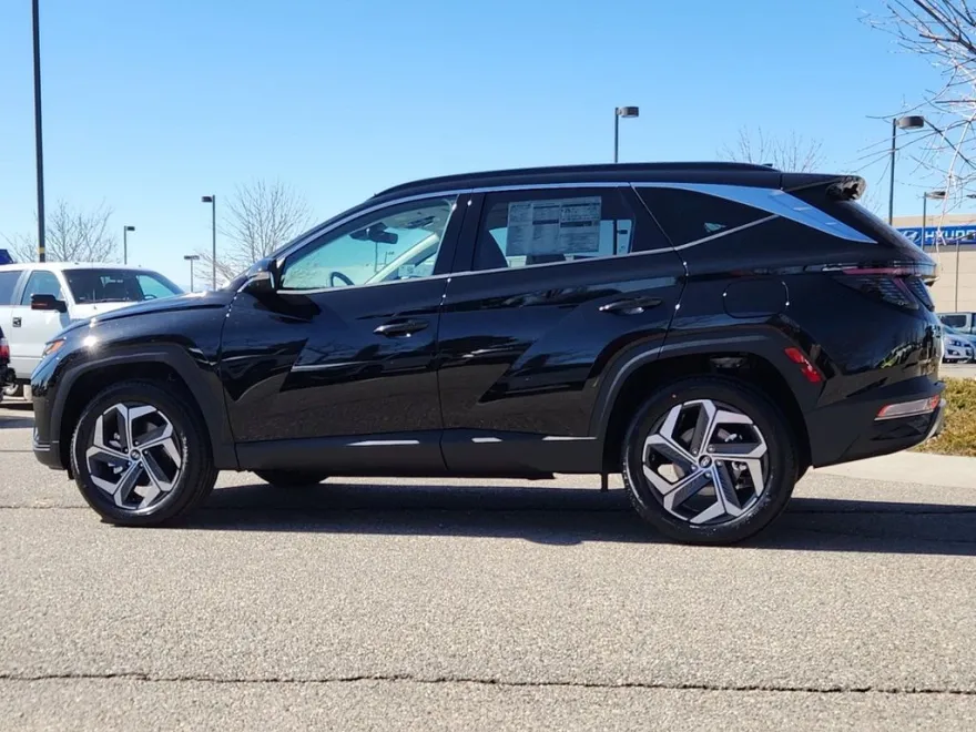 2024 Hyundai Tucson Limited photo 1
