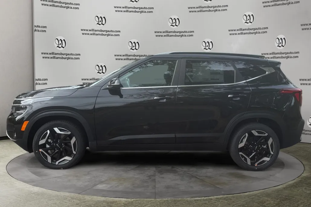 2026 Kia Seltos SX photo 1