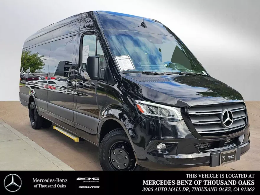 2024 Mercedes Benz Sprinter 4500 High Roof photo 1