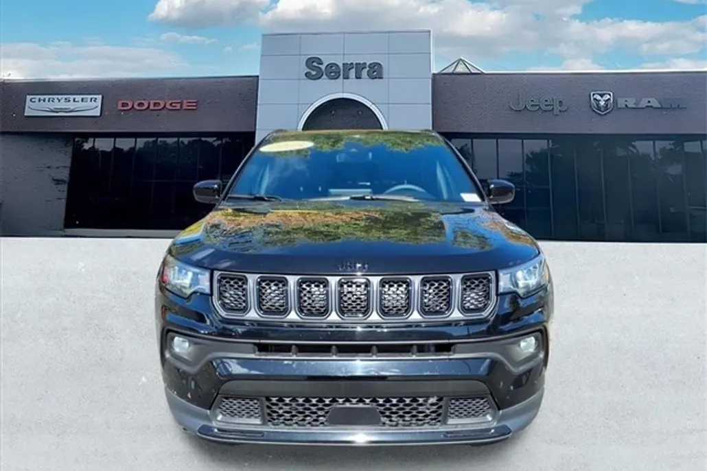2023 Jeep Compass Altitude photo 1