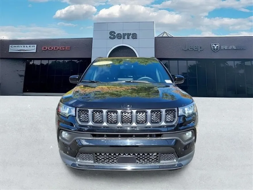 2023 Jeep Compass Altitude photo 1