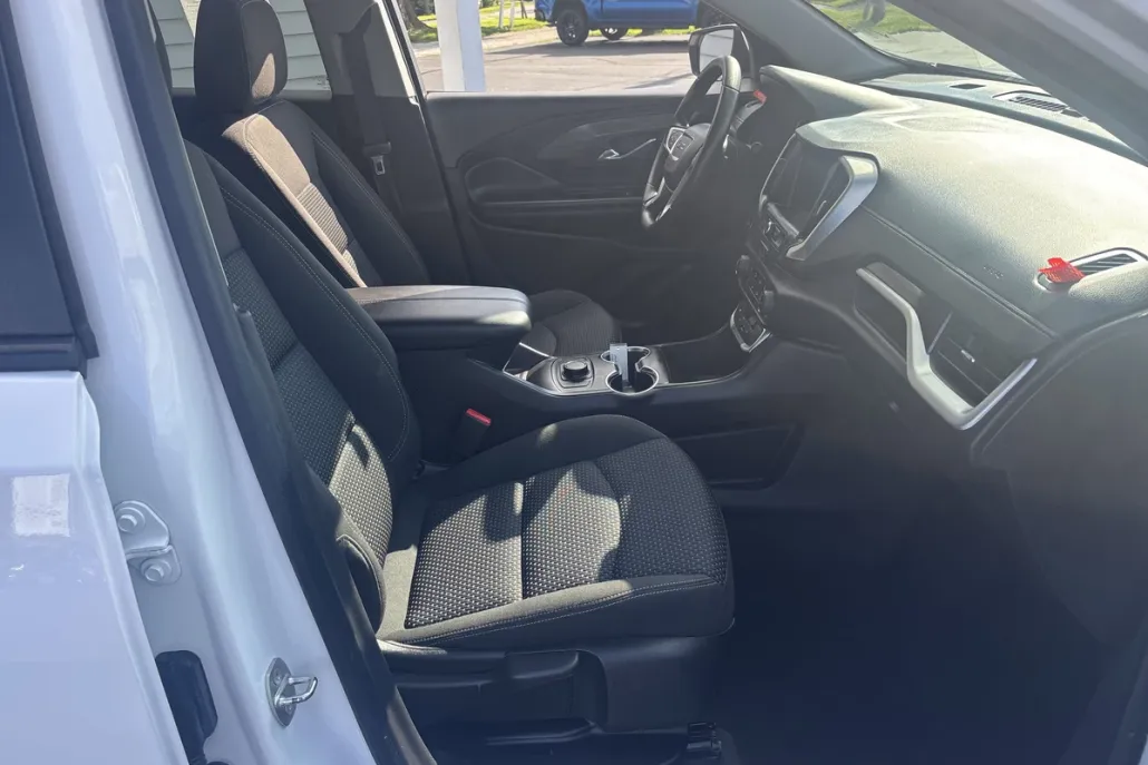 2023 Gmc Terrain SLE photo 1